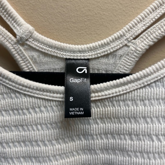 GAP Fit Cream Ribbed Fitted Tank Top - Picture 3 of 3